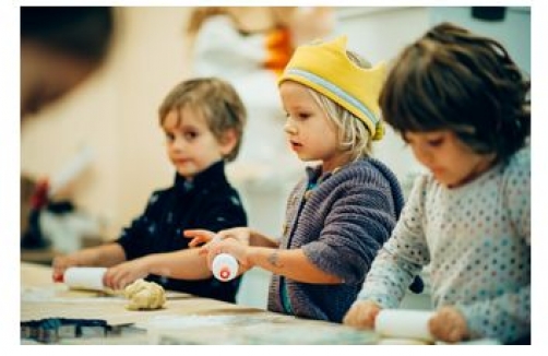 Weihnachtsbäckerei für Schulen und Kindergärten am Landgut Cobenzl