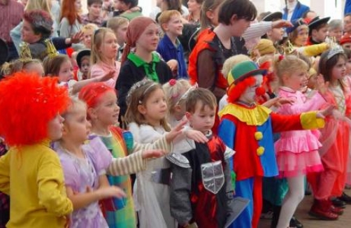 Kinderfasching der Kinderfreunde in Anthering