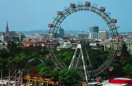 WienTourismus / F 3 - Prater: Riesenrad mit Wien-Panorama