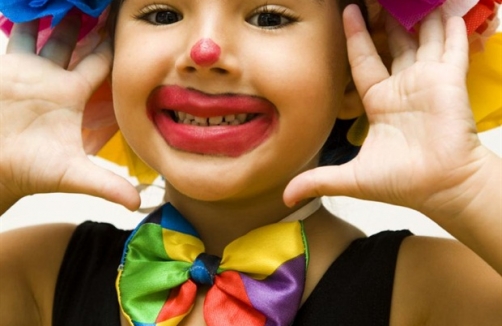  iStockphoto.com/ LiciaR B13 