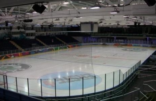 Eislaufen in der Eisarena Salzburg im Volksgarten