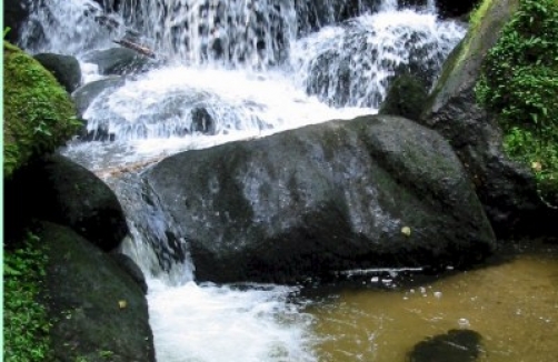 Wandern zum Lohnbachfall