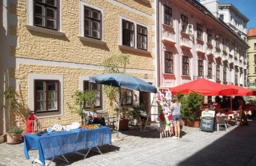 Kunsthandwerksmarkt am Spittelberg Wien