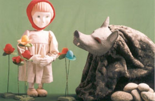 Rotkäppchen in der Märchenbühne Apfelbaum
