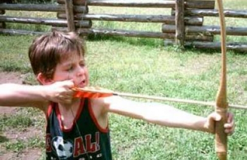 Kindercamps und Familienabenteuer in der Überlebensschule Tirol