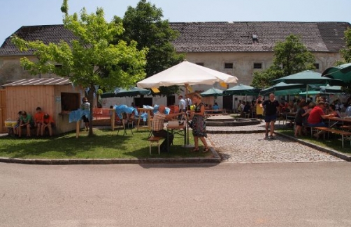 Baby- und Kinderartikelbazar in Wels