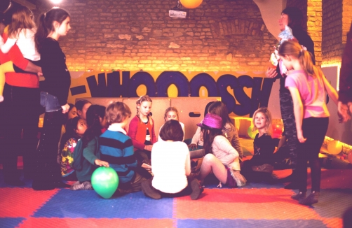 Jump Around Wien Kindergeburtstag