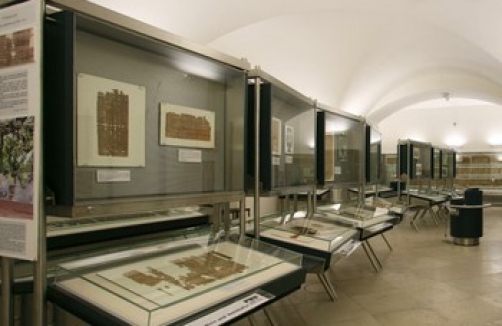 Löwe, Geier & Feuersee in der Nationalbibliothek