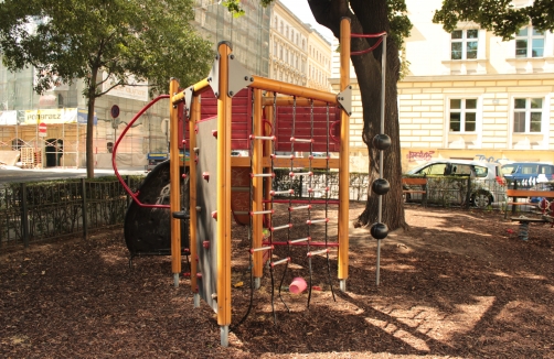 Spielplatz im Erwin-Ringel-Park