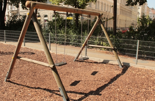 Spielplatz im Diana-Budisavljevic-Park