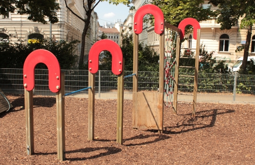 Spielplatz im Diana-Budisavljevic-Park