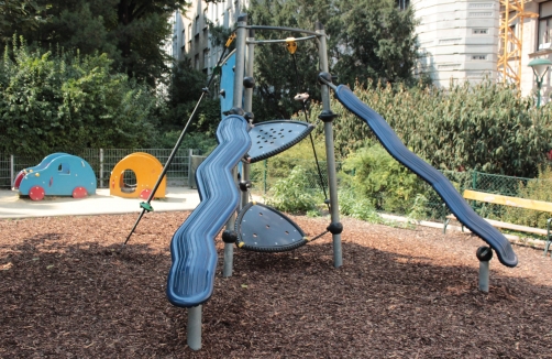 Spielplatz im Josef-Strauss-Park