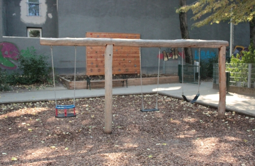 Spielplatz im Josef-Strauss-Park