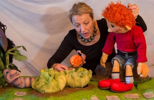 Josefine Merkatz -  Fritzis Abenteuer in der Sargfabrik Wien