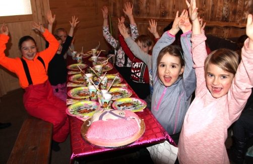 Kindergeburtstag in Miris Pferdekinderland