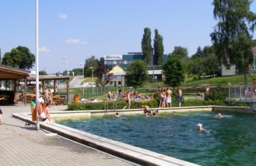 Freibad Groß Gerungs - Badespaß im Bio-Nass!