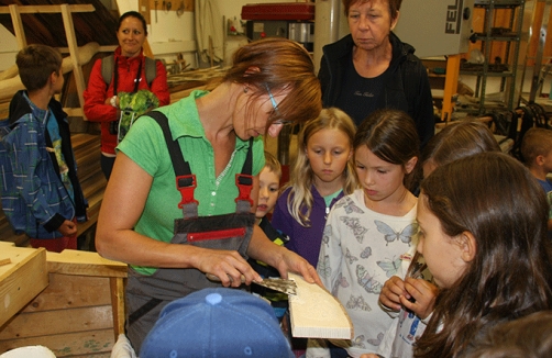 Kindernachmittag im Freilichtmuseum Stübing: Opas Werkstatt