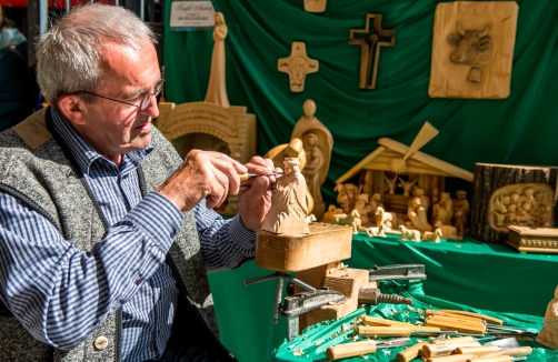 oafoch kema und doa - Kultur.Hand.Werk auf der Burgarena Reinsberg