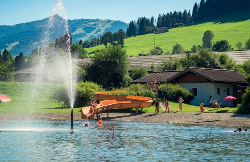 Erfrischende Abkühlung am Erlebnisbadesee Eben im Pongau