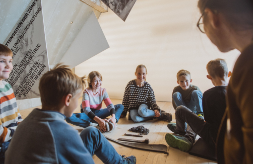 KIDS-TREFF: Steyrer Kripperl – Ein Blick hinter die Bühne