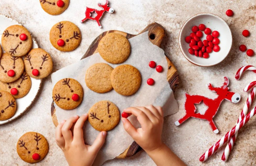 Weihnachtsbäckerei im Schloss Lackenbach