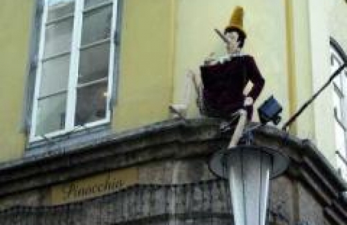 Märchenhaftes Weihnachtserlebnis in der Märchengasse Innsbruck