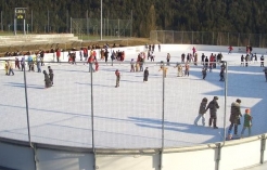 ©imst.tirol.gv.at/Sportzentrum_Eislaufplatz_4