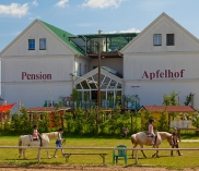 Gewinne 1 Familienwochenende in der Pension Apfelhof in Lutzmannsburg!!!