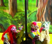 ©Märchen an Fäden