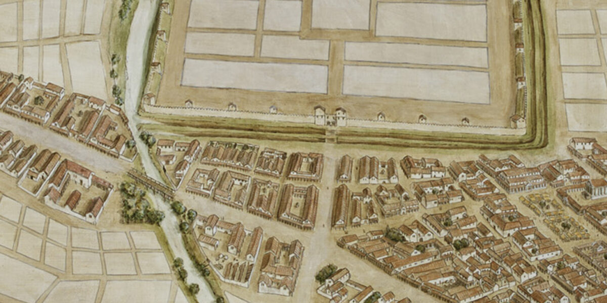 Luftaufnahme einer antiken ummauerten Stadt mit einem Rasterplan, einem nahe gelegenen Amphitheater, einem Fluss und den umliegenden Straßen und Gebäuden.