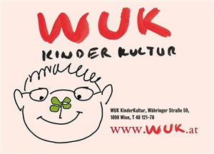 Handgezeichnete Illustration eines lächelnden Gesichts mit Brille und einem grünen Kleeblatt am Mund, mit "WUK KINDER KULTUR" sowie Website und Kontaktdaten von WUK KinderKultur in Wien.