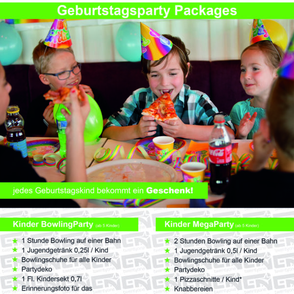 Drei Kinder sitzen bei einer Geburtstagsfeier an einem Tisch mit Getränken, tragen Partyhüte und lächeln, mit Luftballons und Partydekoration im Hintergrund. Informationen über Bowling-Party-Pakete finden Sie unten.