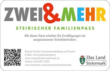 Steirischer Familienpass "ZWEI & MEHR" mit Ermäßigungen für Familien in der Steiermark, Österreich, mit Kontaktinformationen und QR-Code.