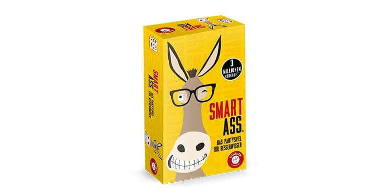 Eine Schachtel mit einem Spiel.