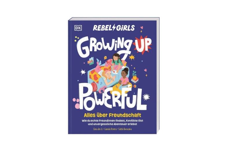 Buchumschlag von "Rebel Girls: Growing Up Powerful" in deutscher Sprache, mit verschiedenen illustrierten Mädchen, die verschiedenen Aktivitäten nachgehen, auf dunkelblauem Hintergrund.